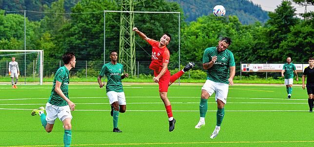 Bild 9: FC Zell gewinnt Hochrhein-Derby gegen Aufsteiger FC Tiengen 08 mit 2:0 &ndash; und wir haben Bilder!
