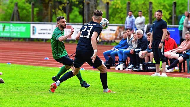 Bild 12: SV Herten setzt sich mit 4:2 bei der SG FC Wehr/Brennet durch &ndash; und wir haben Bilder!