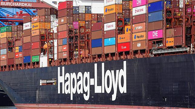 Ein Containerschiff der Reederei Hapag-Lloyd geriet im Roten Meer unter Beschuss. (Symbolbild)
