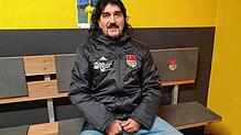 Aydo Kir, Trainer Türk SV Konstanz, und seine Mannschaft müssen mit dem 2:5 eine Heimniederlage gegen den Hegauer FV verkraften.