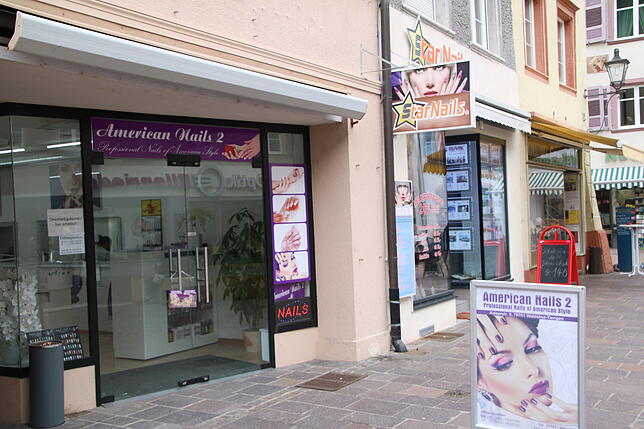 Rund ein Dutzend Nagelstudios gibt es inzwischen in der Waldshuter Innenstadt. In der Kaiserstraße befinden sich sogar zwei direkt ...