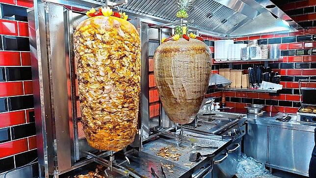 Bild 25: Hunderte Konstanzer warten auf den 1-Cent-Döner: Unglaubliche Szenen in Bildern festgehalten