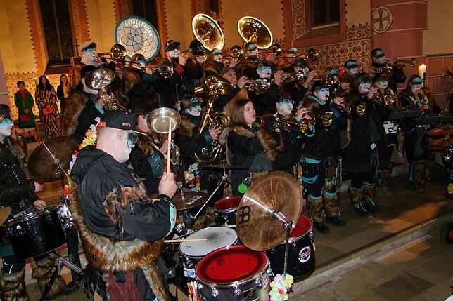 Bild 14: Bilder vom Klettgaunarrentreffen der Narrenzunft Bohnenviertel in Hohentengen a.H. am Samstag, 8. Februar