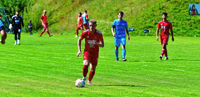 Bild 12: VfR Bad Bellingen müht sich zu einem 3:1 beim SV Buch &ndash; und wir haben Bilder!