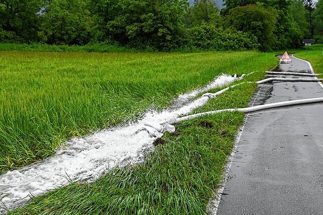 Bild 7: Bilder: Hochwasser-Großeinsatz Kläranlage Stockacher Aach