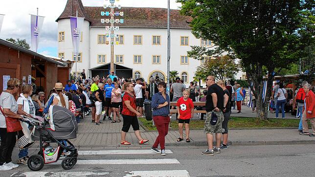 Das Schlossfest der Immendinger Vereine findet wieder rund um das Obere Schloss statt. Kulinarische Leckereien und ein großes ...