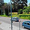 Auf der Wiese an der Aufkircher Straße gegenüber der Einfahrt zum Schättlisberg (Anton-Wilhelm-Schelle-Straße) will Hautarzt Dr. Martin ...