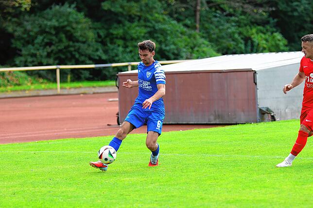 Bild 25: FC Tiengen 08 unterliegt dem SV Weil mit 1:2 – und wir haben Fotos!