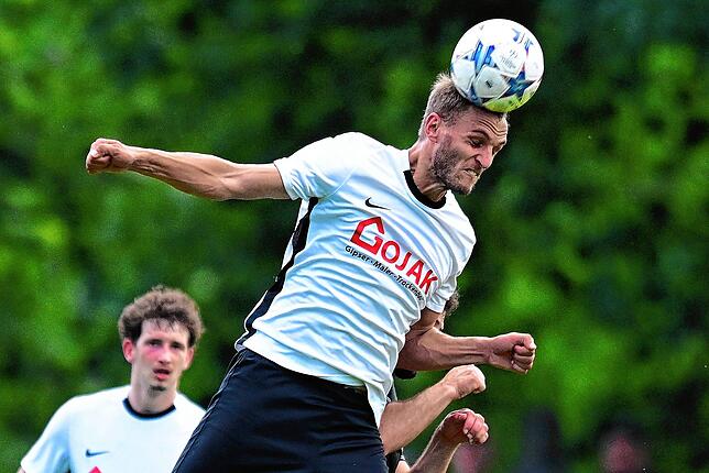 Bild 8: SG FC Wehr/Brennet unterliegt FC Emmendingen mit 0:4 – und wir haben Fotos! (Teil 1)