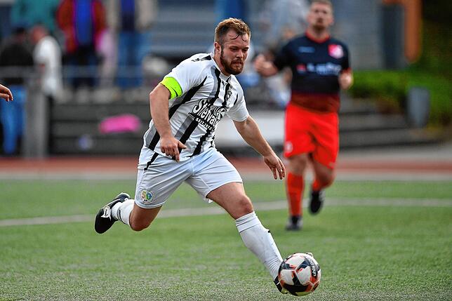 Bild 9: FC Wittlingen rettet sich ein 2:2 beim FC Schönau &ndash; und wir haben Bilder!