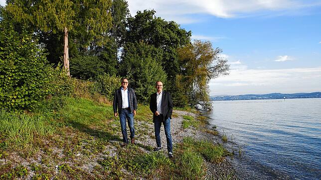 Bislang war dieser Uferbereich privaten Pächtern vorbehalten. Das Land hat jetzt die Pachtverträge gekündigt, in welche die Stadt ...
