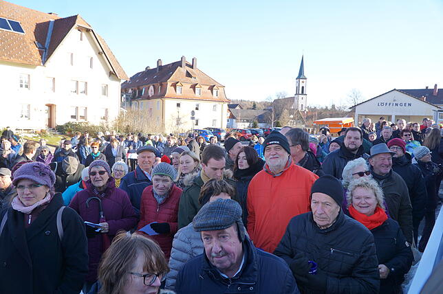In Löffingen wird am Bahnhof groß die Zugtaufe gefeiert.