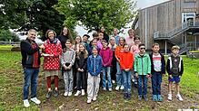 Die Klasse 4a der Hotzenwaldschule Rickenbach bei der Verabschiedung zusammen mit (von links) Franz Maise, Mirjam Kollmar und Annett ...