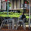 Gäste lassen es sich im Eiscafé Gran Vittoria in der Karlstraße bei schönstem Herbstwetter gut gehen. Das können sie hier und in der ...