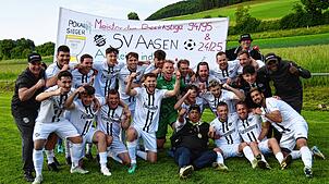 Aasener Jubel nach dem Gewinn des Meistertitels in der Bezirksliga Schwarzwald.