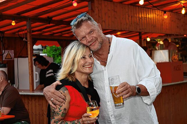 Bild 22: Party direkt am Bodensee: Beim Staader Hafenfest 2025 treffen sich die Konstanzer