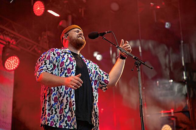5500 Menschen feierten am Donnerstag den Auftakt von Stars in Town in Schaffhausen mit drei Bands: Snow Patrol, Tom Walker und die ...