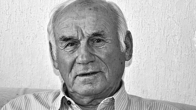 Die Stadt Singen trauert um Harry Falk. Der ehemalige SPD-Stadtrat und Gewerkschafter ist im Alter von 95 Jahren verstorben.