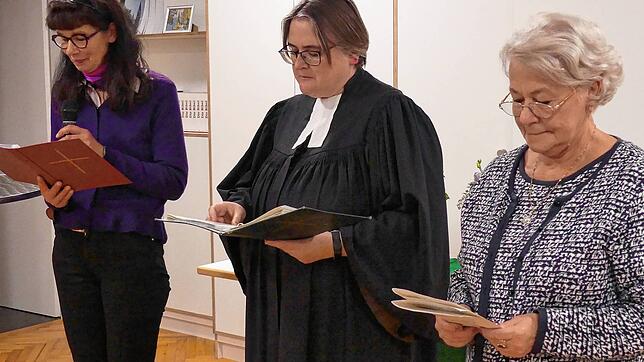 Prädikantin Mechthild Grau, Pfarrerin Anja Kunkel und Organistin Natalja Gries aus Lettland (von links) gestalteten den interkulturellen ...