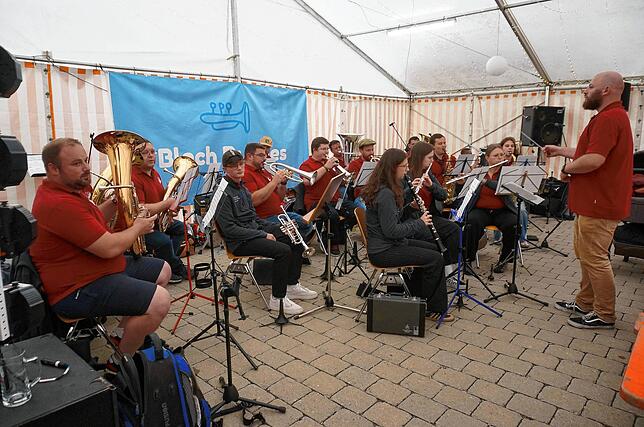 Bild 29: Aichen feiert das 48. Dorffest - so bunt war das Fest der Aichener Vereine