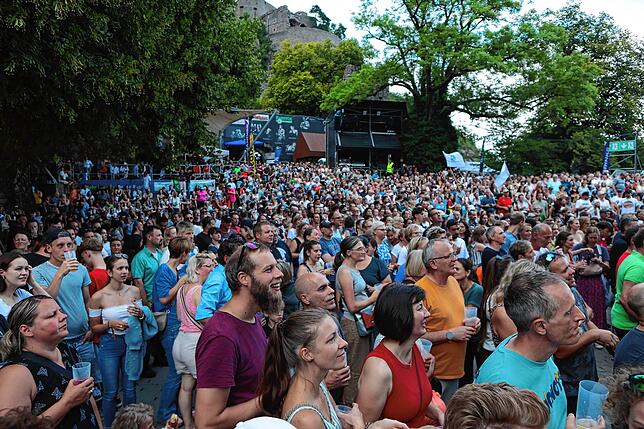 Bild 10: Sportfreunde Stiller begeistern auf dem Hohentwiel-Festival – hier gibt‘s die besten Bilder