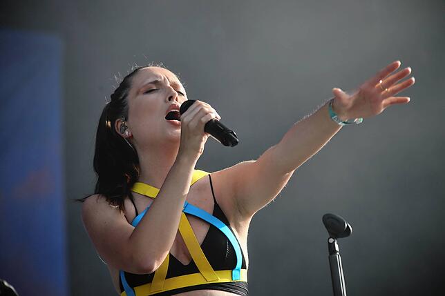 Bild 5: Bilder von Alice Merton beim Southside 2022