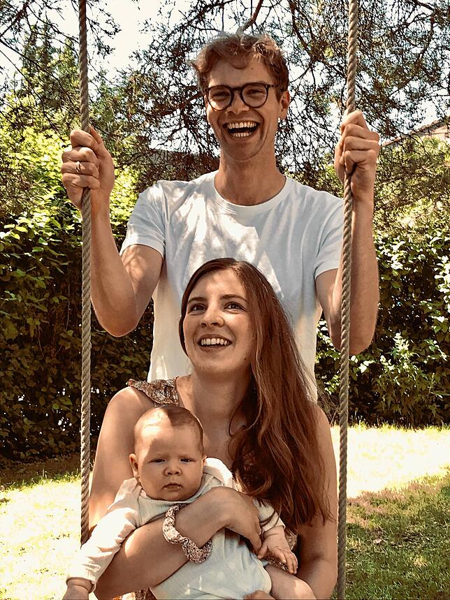Samuel und Annika Kopp sind überzeugt, dass die Hausgeburt ihrer Tochter Merle die richtige Entscheidung war.