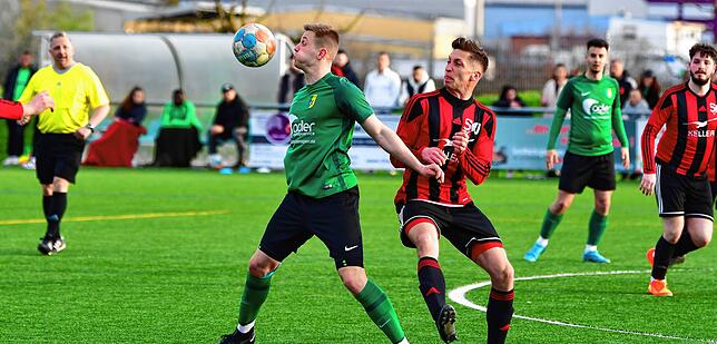 Bild 12: SV Herten besiegt den SV Jestetten im Kellerduell mit 3:2 &ndash; und wir haben Bilder!