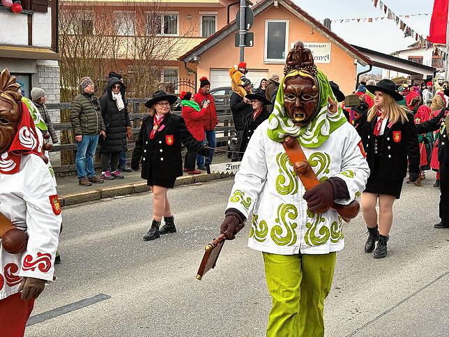 Bild 16: Bilder vom Jubiläumsumzug der Bierkärhexen in Mimmenhausen - das war die Gaudi!