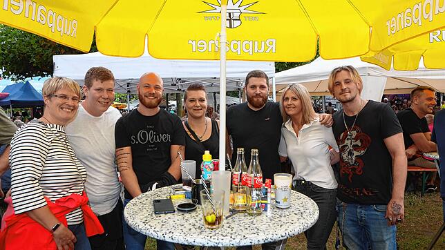 Bild 36: Gute Stimmung beim Hafenfest! Am Wochenende geht es in Staad nochmal rund