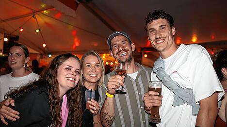 Bild : Weinfest in Aach-Linz: So gut war die Stimmung – die schönsten Momente in Bildern festgehalten