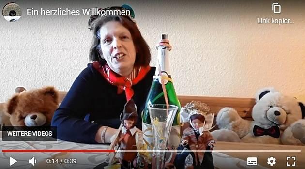 Ulrike Gabele begrüßt alle zum virtuellen Damenkaffee.