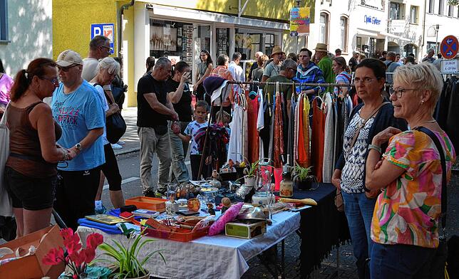 Bild 21: Bilder vom Flohmarkt in Markdorf