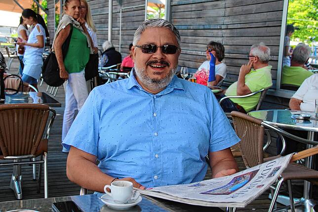 Michael &bdquo;Fish&ldquo; Maisch, Musiker und Künstler, ist selbst betroffen von der Krise, da er nicht auftreten kann. &bdquo;Umso ...