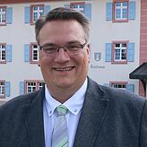 Der Herausforderer: Mario Isele (38) ist Geschäftsführer Kindergarten der Verrechnungsstelle katholischer Kirchengemeinden. Er ist ...