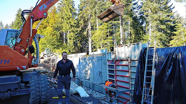 Eine 48 Meter lange Betonstützmauer soll die L 170 im oberen Bereich der Wutachschlucht stabilisieren.