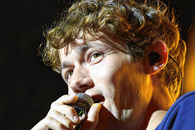 Bild 10: AnnenMayKantereit auf dem Southside 2025: Der Auftritt der Pop-Rocker in Bildern