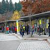 Lange Schlangen gab es beim Impfangebot im Deggenhausertal. In Markdorf wird ein mobiles Impfteam am 9. Dezember vor Ort sein.