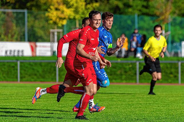 Bild 12: TuS Efringen-Kirchen besiegt den SV Jestetten mit 2:1 &ndash; und wir haben Bilder!
