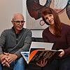 Irina Stengele und Bernhard Oßwald vom Markdorfer Kunstverin kündigen ein spannendes Ausstellungsjahr 2024 an.