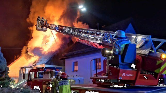 Im Jahr 2020 wird die Feuerwehr VS zu 106 Bränden gerufen, darunter vier Großbrände. Bilder: Feuerwehr Villingen-Schwenningen