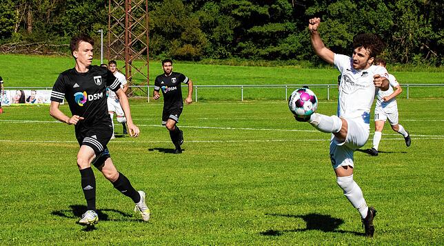 Bild 9: SV Rheintal siegt mit 3:0 beim SV Obersäckingen &ndash; und wir haben Bilder!