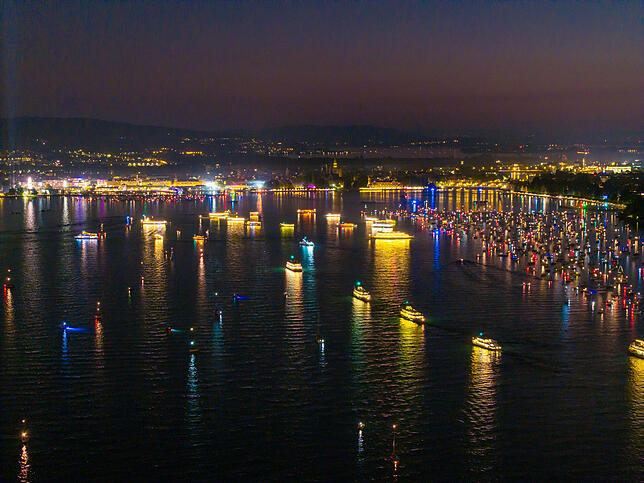 Bild 20: Wow! So atemberaubend schön ist das Feuerwerk 2025 beim Konstanzer Seenachtfest