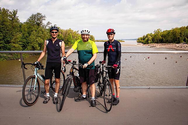 Fahren um den Bodensee: Oliver und Ahd aus Zürich mit ihrem Freund Shalom aus Israel.