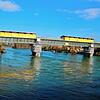 Die Sanierungsarbeiten auf der historischen Eisenbahnbrücke zwischen Waldshut und Koblenz laufen, doch die Wiedereröffnung verzögert ...
