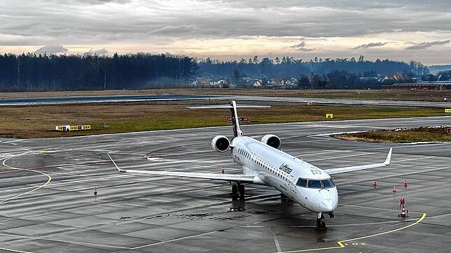 Bild : Vorerst keine Flüge mehr vom Bodensee nach Frankfurt