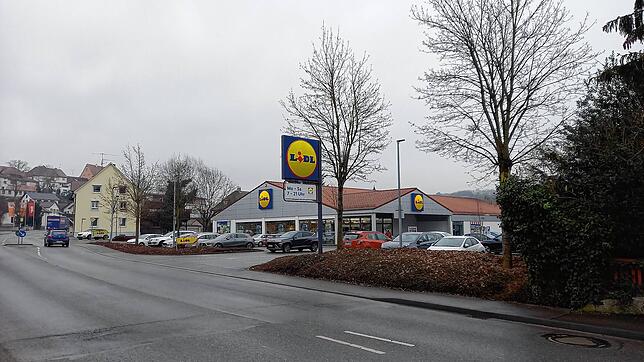 Die Discounterkette Lidl will seine alte Filiale am Stadtwall abreißen und durch einen Neubau ersetzen.