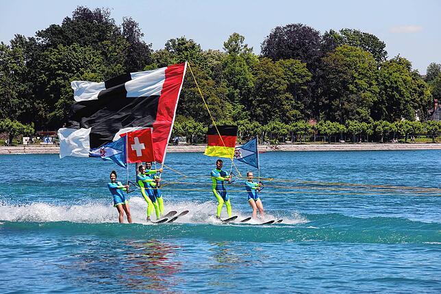 Bild 12: Stöbern in der Altstadt, Action auf dem See und Genuss am Hafen: Bilder vom Wochenende in Konstanz
