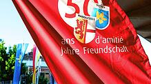 Bild : Festakt 50 Jahre Städtepartnerschaft in der Markolfhalle