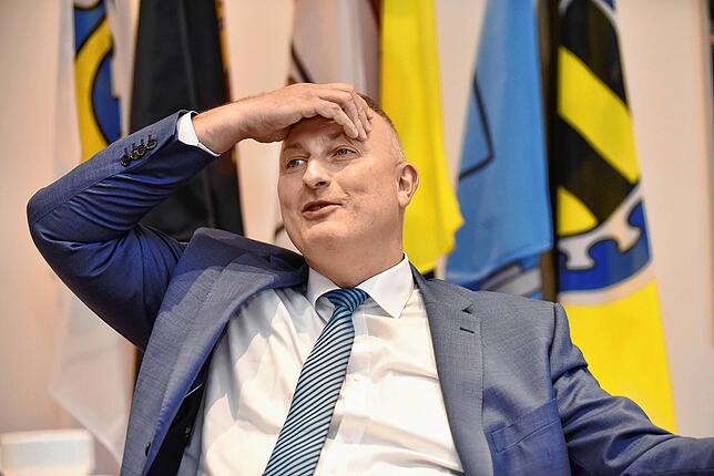Der Hüfinger Bürgermeister würde viel lieber im „Miteinander die Stadt“ gestalten, als über Wahlsysteme zu diskutieren.